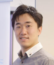 大木洵人