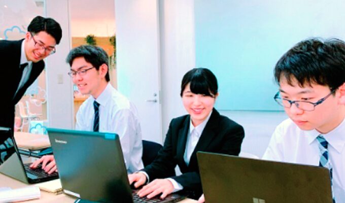 株式会社クリエイティブキャスト